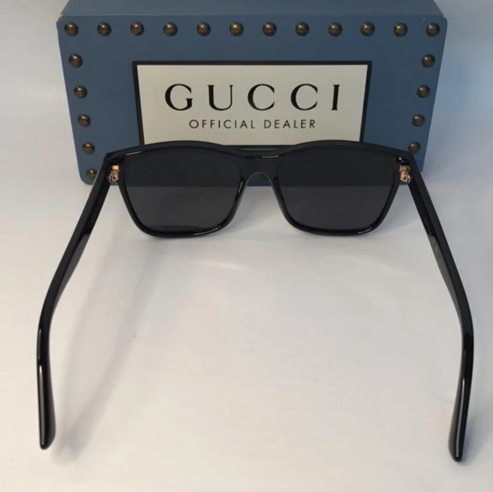 Authentic New Gucci Logo GG0746SA Sunglasses001 - Black - Grey